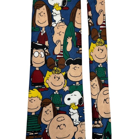 Charlie Brown & Gang Peanuts Snoopy Lucy Tie 100% Polyester Made In USA - Picture 2 of 8